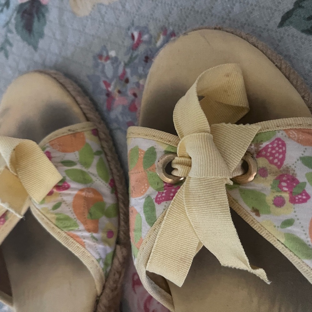 Vintage Lilly Pulitzer Yellow and Green Espadrille Wedge Sandals - Picture 4 of 6